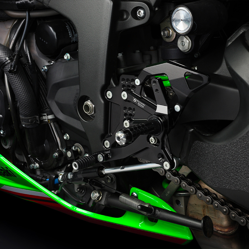 K024-Rearsets-Kawasaki-zx-6r